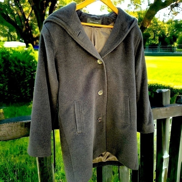 JONES New York coat, size 12, brown, beautiful in excellent condition - Picture 5 of 8